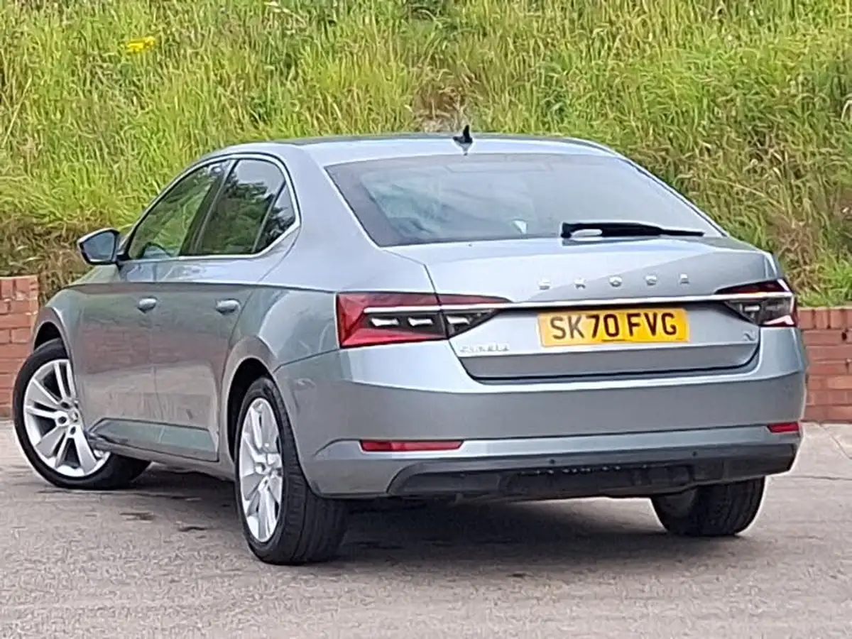 2020-skoda-superb-14-tsi-se-l-hatchback-big-1