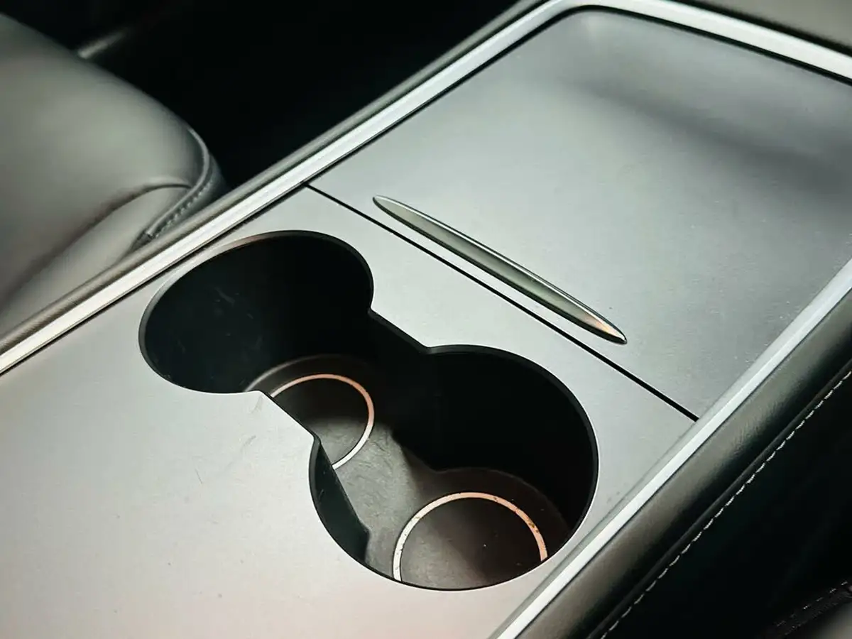 2021-tesla-model-3-e-long-range-awd-big-41