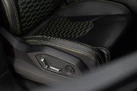 2018-lamborghini-urus-40-no-trim-small-14