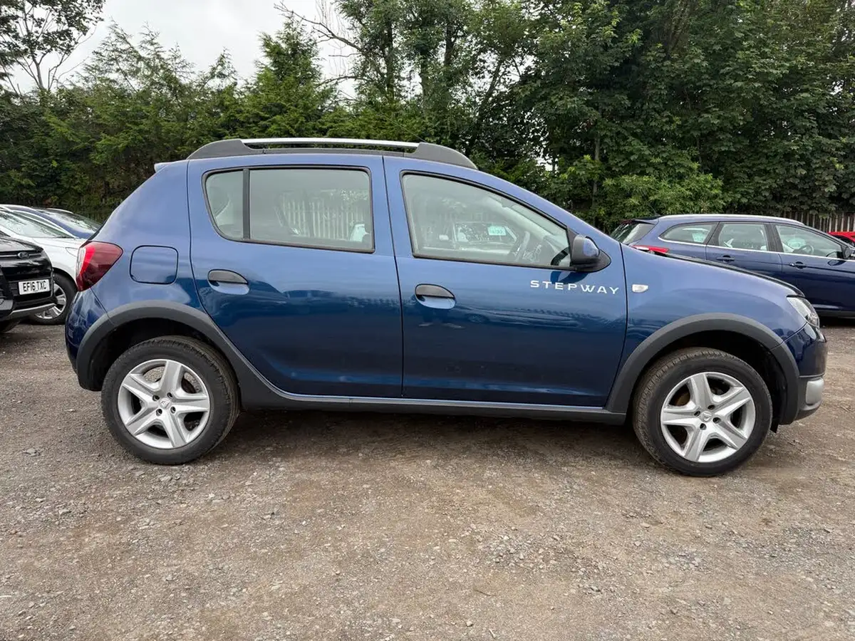 2016-dacia-sandero-stepway-09-tce-laureate-big-4