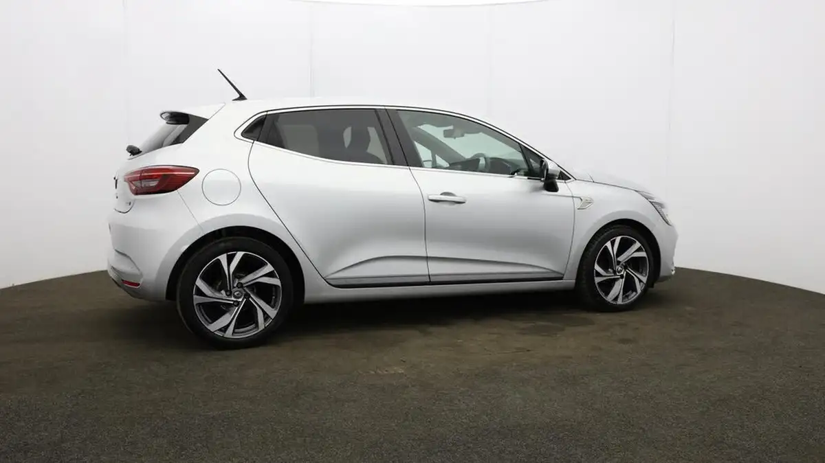 2021-renault-clio-10-tce-rs-line-100bhp-big-56