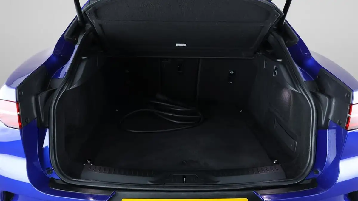 2022-jaguar-i-pace-ev400-hse-black-big-17