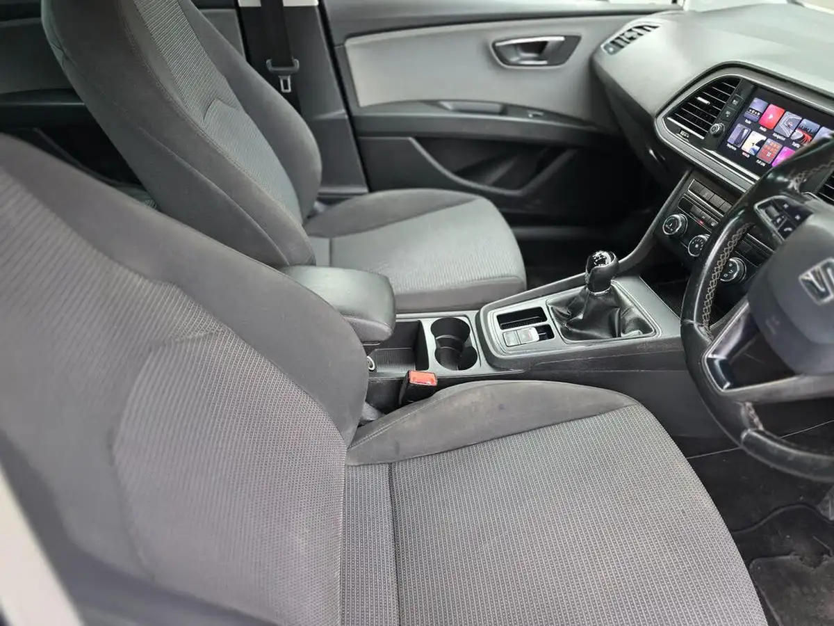 2017-seat-leon-12-tsi-se-dynamic-technology-hatchback-big-22