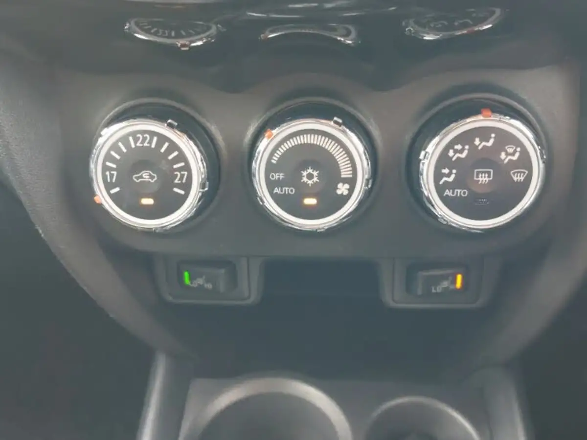 2017-mitsubishi-asx-16d-4-big-17
