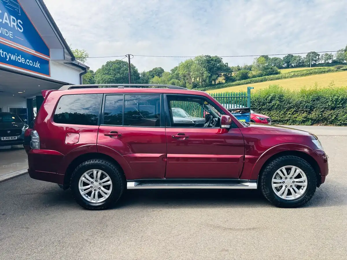 2018-mitsubishi-shogun-32td-sg3-big-16