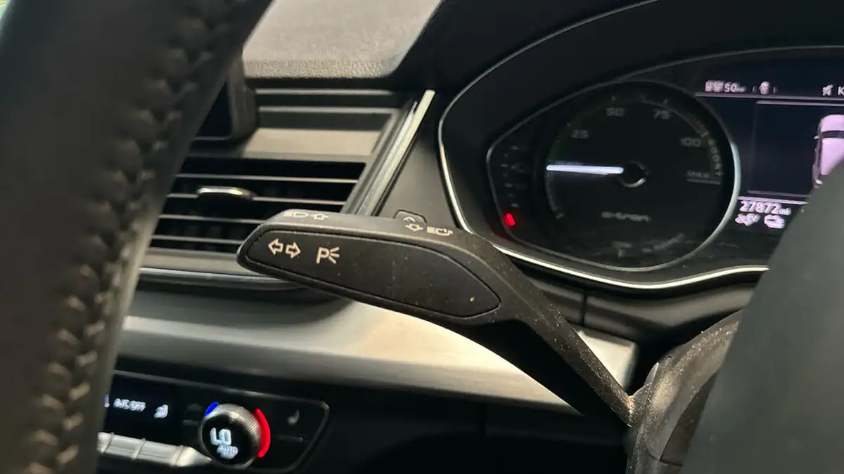 2020-audi-q5-20-50-tfsi-e-s-line-big-19