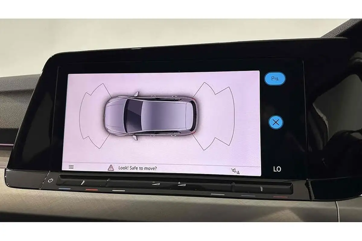 2022-volkswagen-golf-20tdi-life-hatchback-big-44