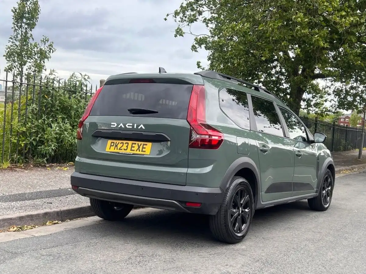 2023-dacia-jogger-10-tce-extreme-se-big-5