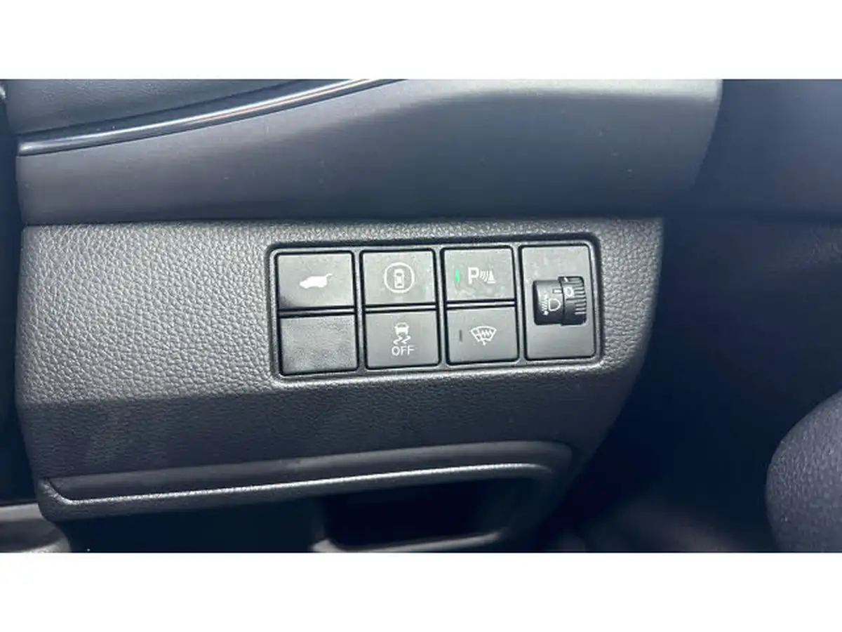 2022-honda-hr-v-15-i-mmd-advance-big-33