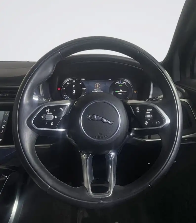 2021-jaguar-i-pace-ev400-se-big-16