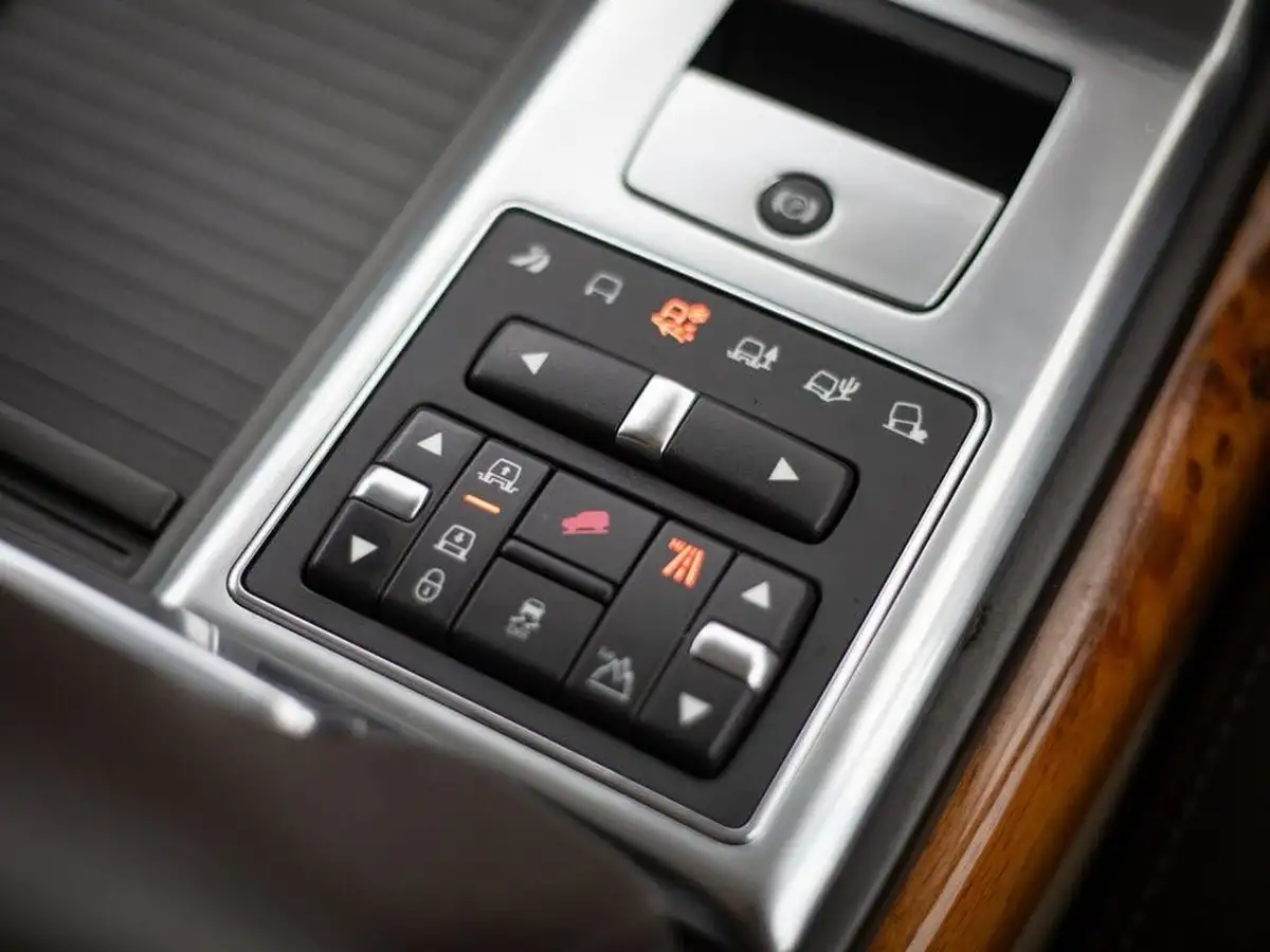 2013-land-rover-range-rover-sport-30-sd-v6-autobiography-sport-big-26