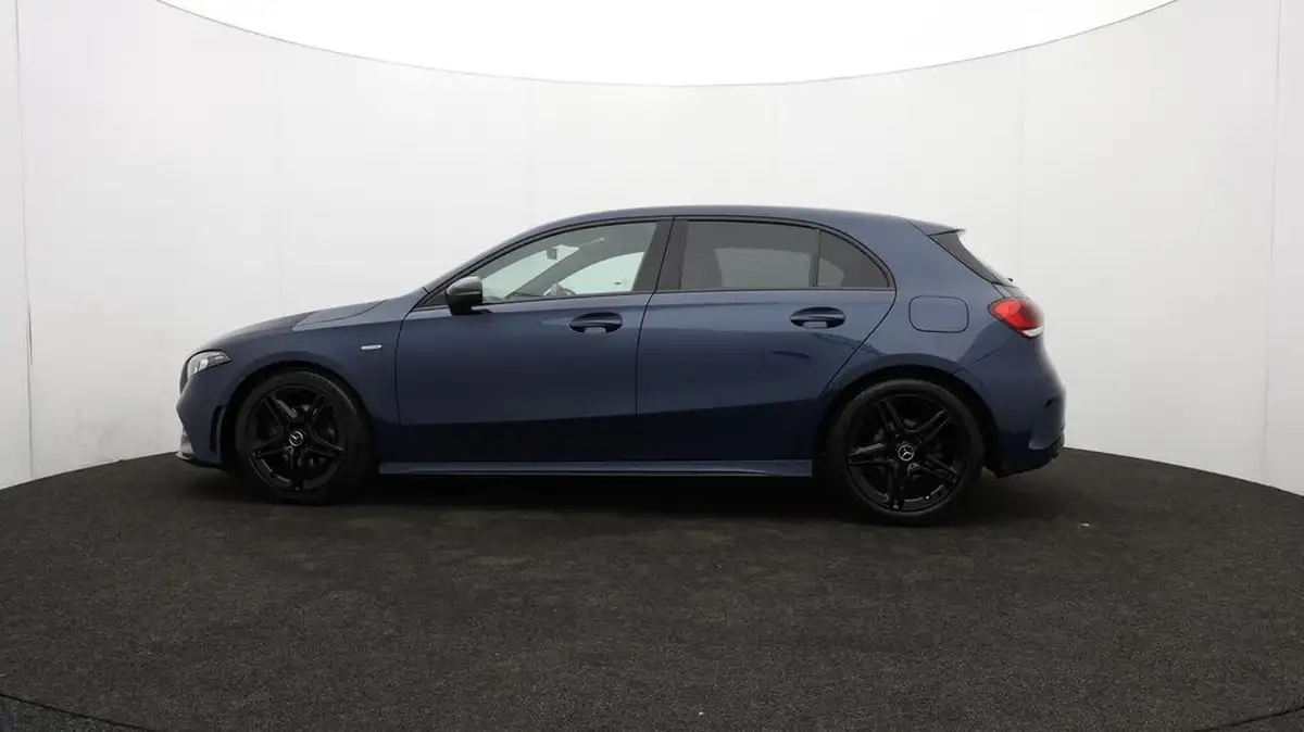 2022-mercedes-benz-a-class-13-a180-amg-line-executive-edition-hatchback-5d-7g-dct-big-73