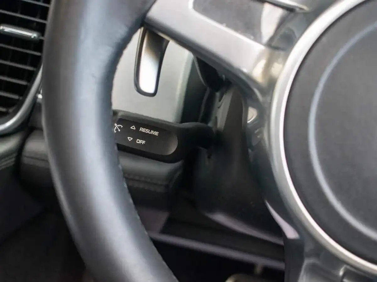 2010-porsche-panamera-36-4-big-36