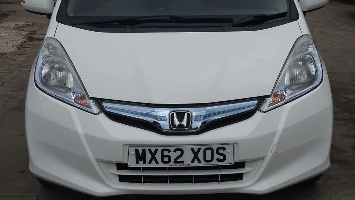 2013-honda-jazz-13-he-big-16