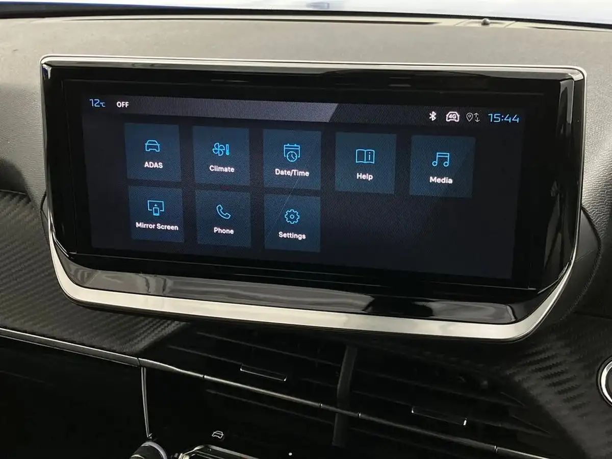 2024-peugeot-2008-suv-12-puretech-allure-130ps-eat8-big-32