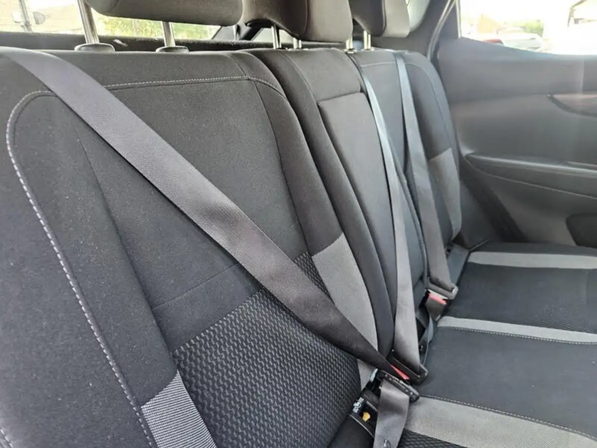 2019-nissan-qashqai-15dci-acenta-premium-17in-alloys-dct-big-22