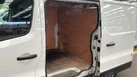 2021-renault-trafic-20dci-sl28-energy-120-business-small-9