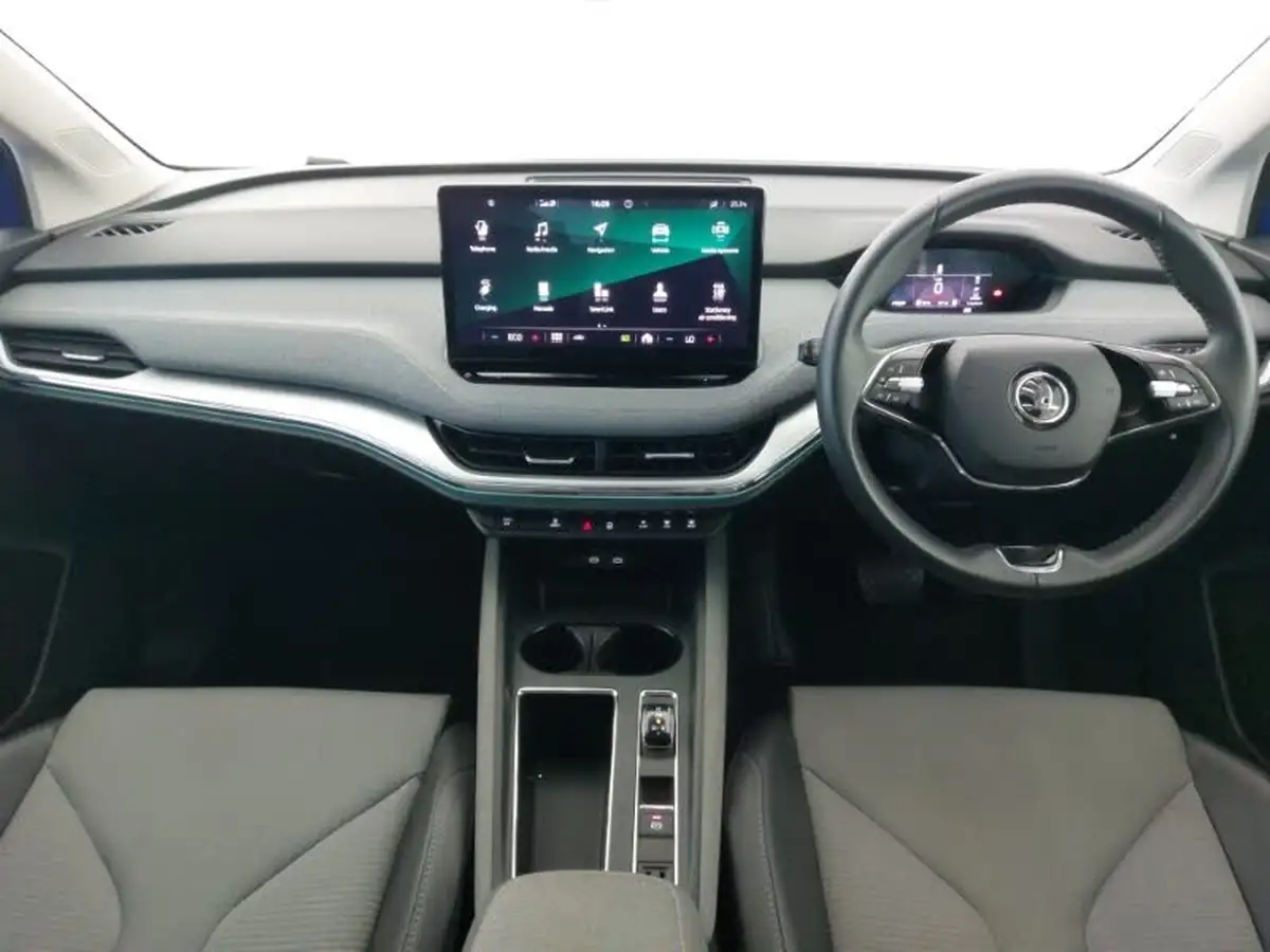 2022-skoda-enyaq-e-60-big-2