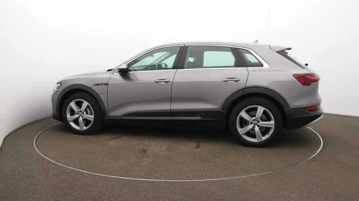 2020-audi-e-tron-50e-technik-big-59