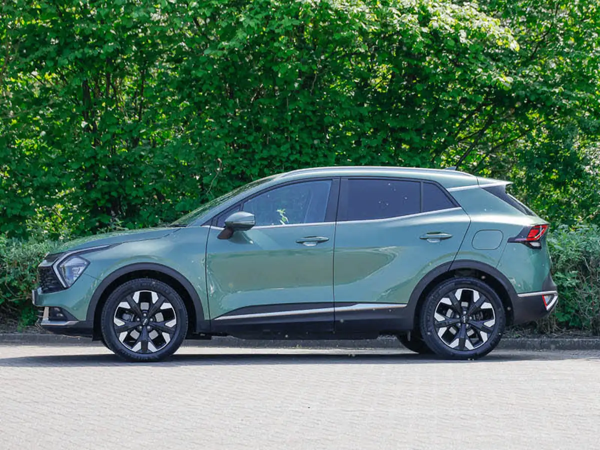 2023-kia-sportage-16-t-gdi-3-261bhp-awd-phev-auto-big-3
