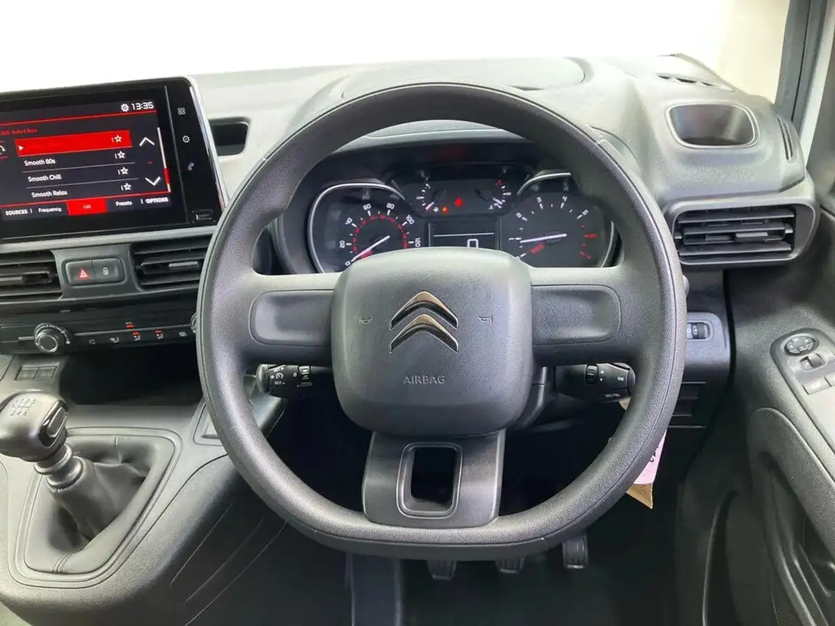 2023-citroen-berlingo-15-bluehdi-1000-enterprise-edition-100pseu6d-big-9
