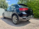 2020-volkswagen-t-roc-15-tsi-se-small-18