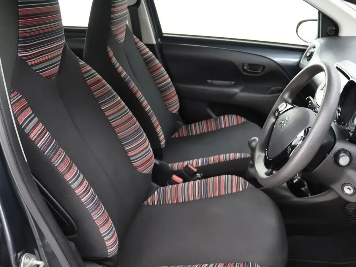 2018-citroen-c1-12-puretech-feel-5d-big-11