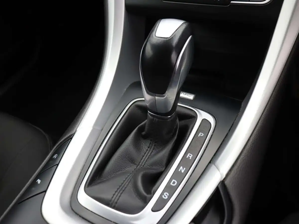 2018-ford-mondeo-15t-zetec-edition-160ps-hatchback-auto-big-29