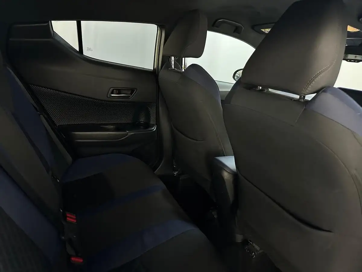 2020-toyota-c-hr-18-vvt-i-dynamic-big-20