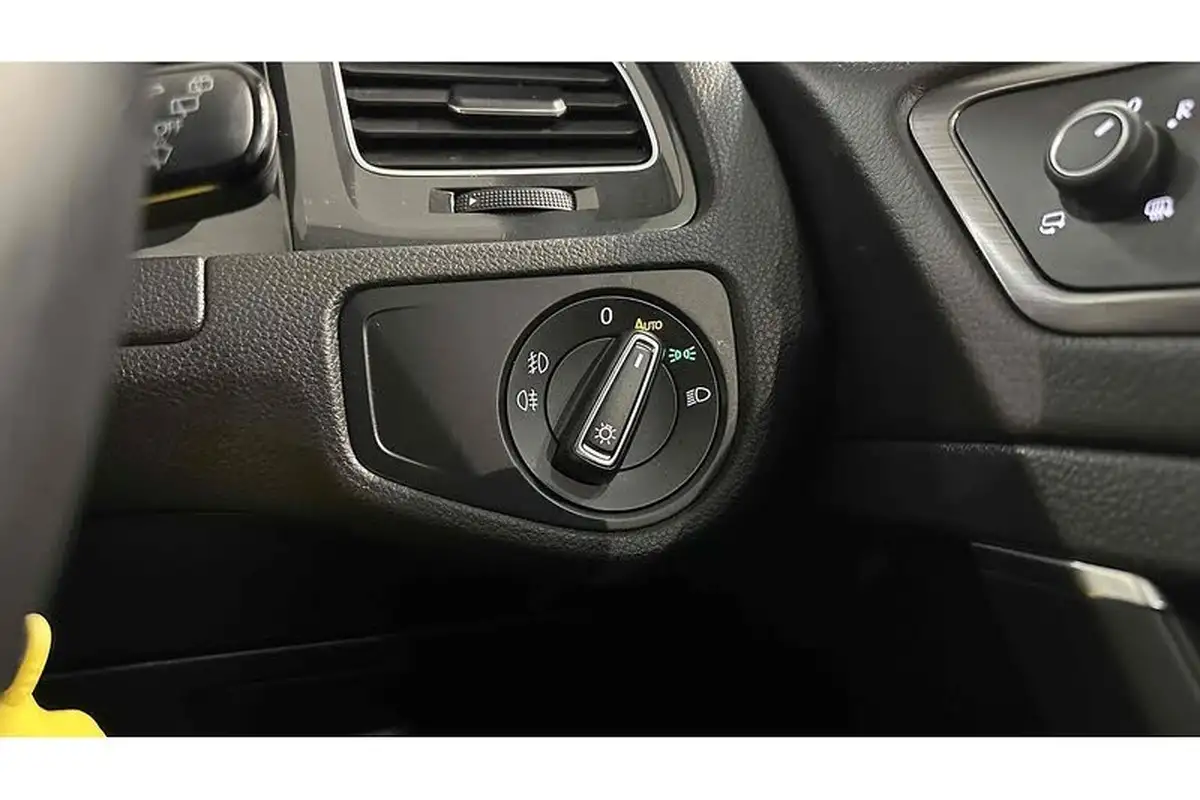 2019-volkswagen-golf-10-tsi-match-edition-hatchback-big-29