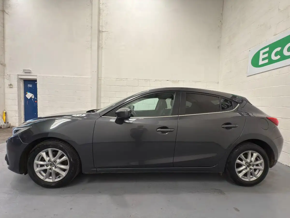 2016-mazda-mazda3-20-se-l-hatchback-5d-big-11