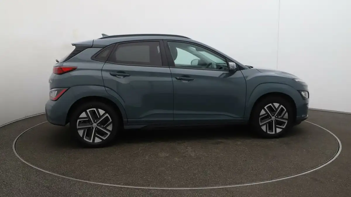 2022-hyundai-kona-e-premium-204ps-64kwh-7kw-obc-big-42