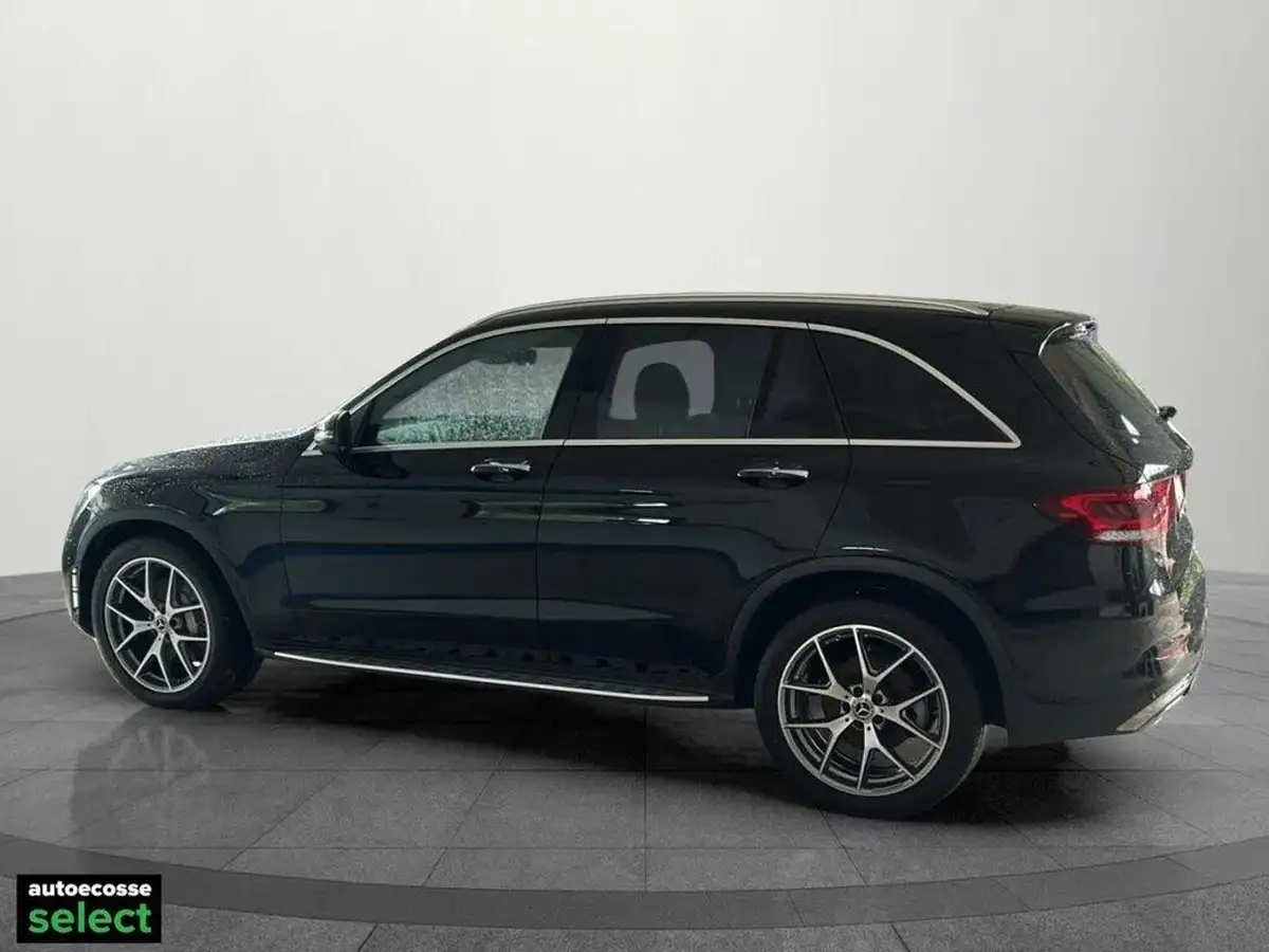 2021-mercedes-benz-glc-class-20d-glc300d-amg-line-premium-plus-245ps-station-wagon-5d-big-16
