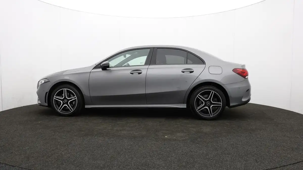 2021-mercedes-benz-a-class-20-a250-amg-line-executive-edition-saloon-4d-big-72