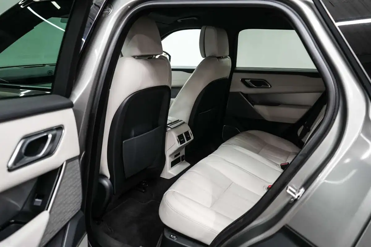 2019-land-rover-range-rover-velar-20-d240-r-dynamic-hse-big-20