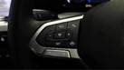 2021-volkswagen-golf-15-tsi-life-130ps-hatchback-small-21