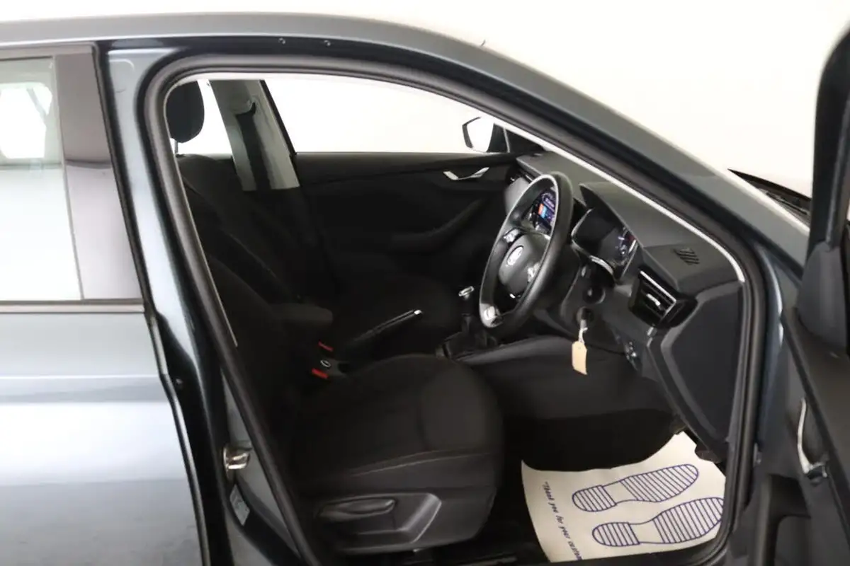 2021-skoda-scala-10-tsi-se-95ps-big-15