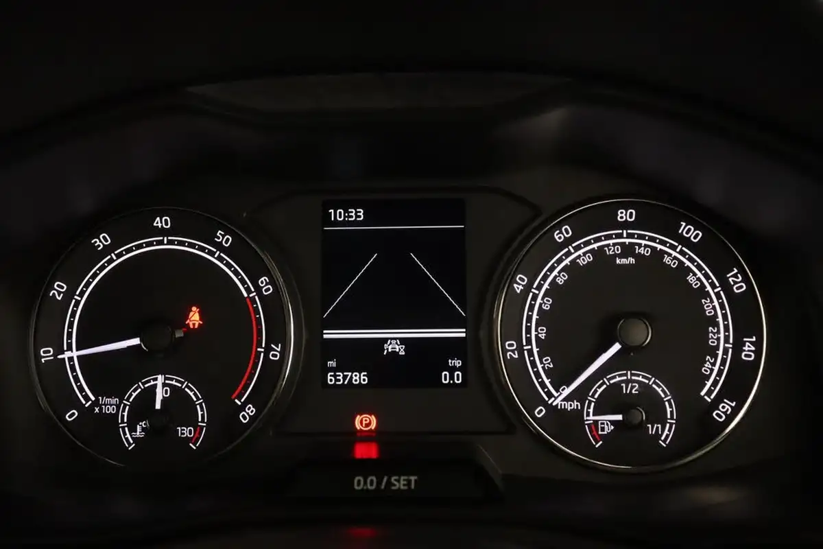 2021-skoda-scala-10-tsi-se-95ps-big-19