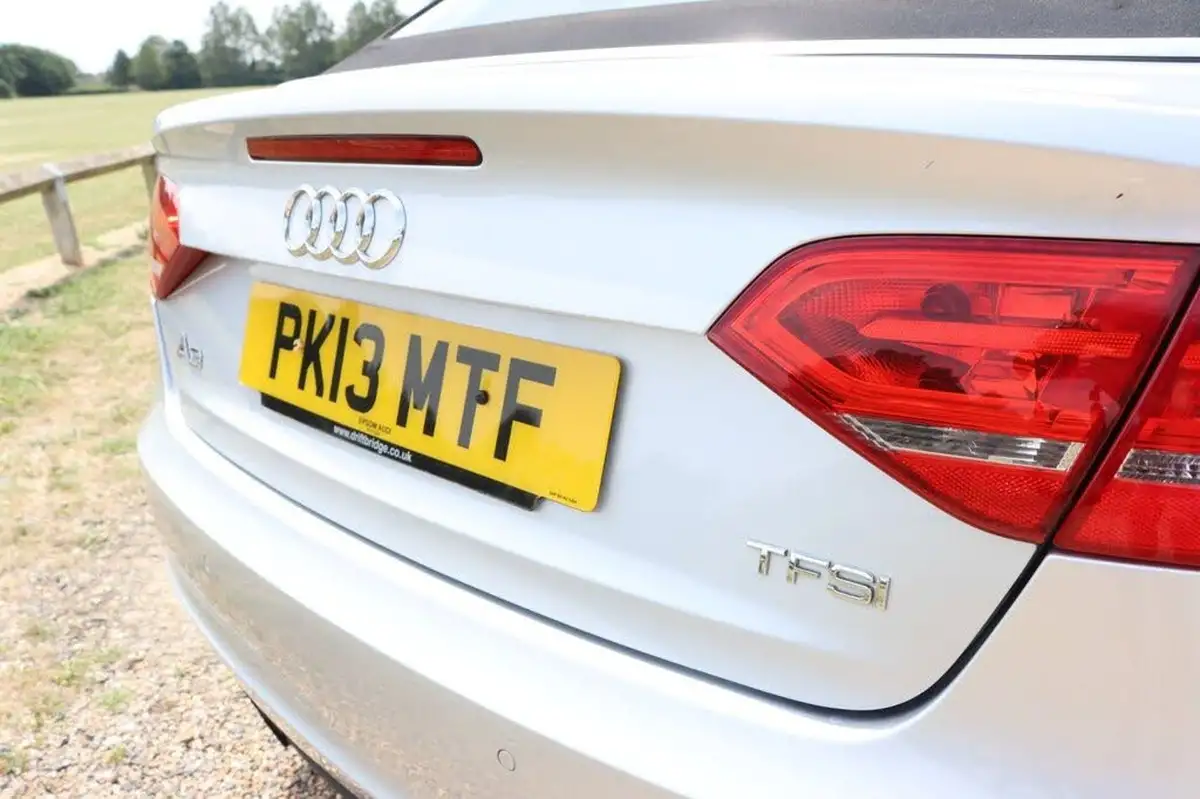 2013-audi-a3-cabriolet-18-tfsi-sport-final-edition-big-20