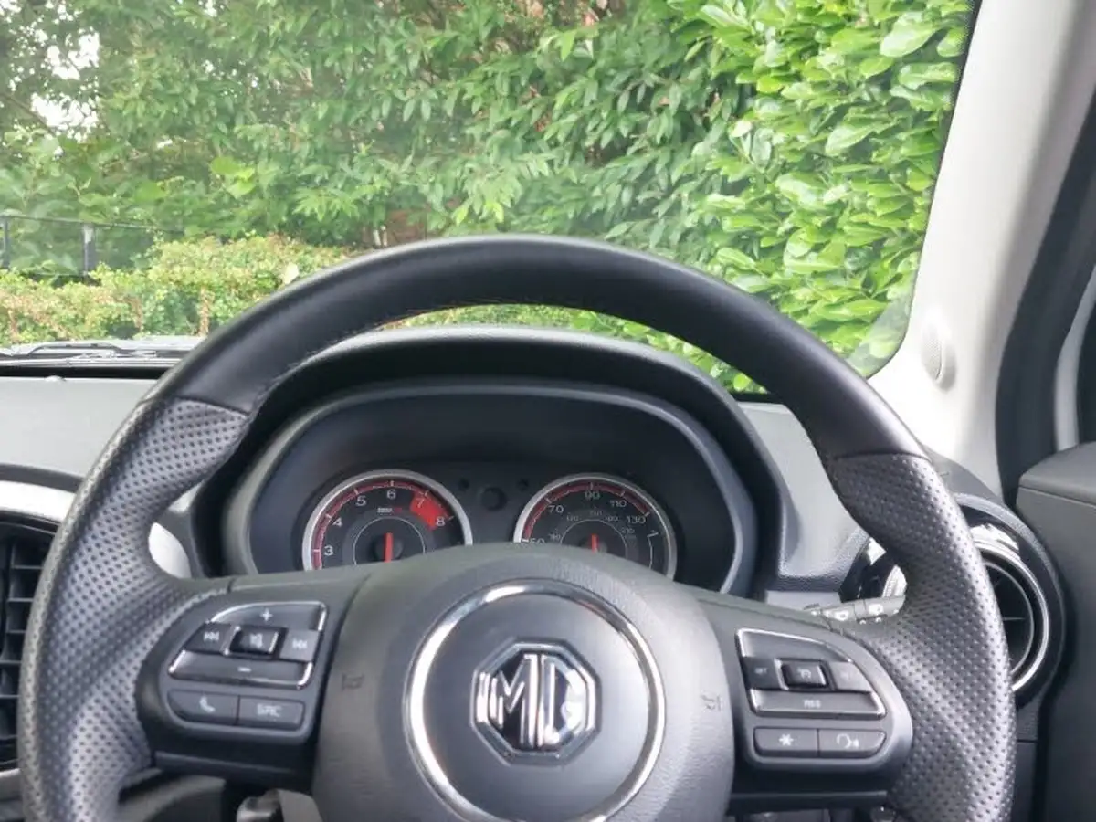 2024-mg-mg3-15-vti-tech-exclusive-nav-big-9
