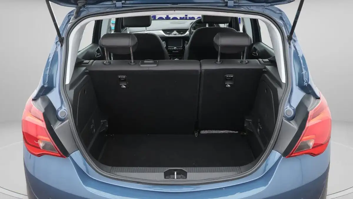2017-vauxhall-corsa-14i-se-90ps-5d-auto-big-17