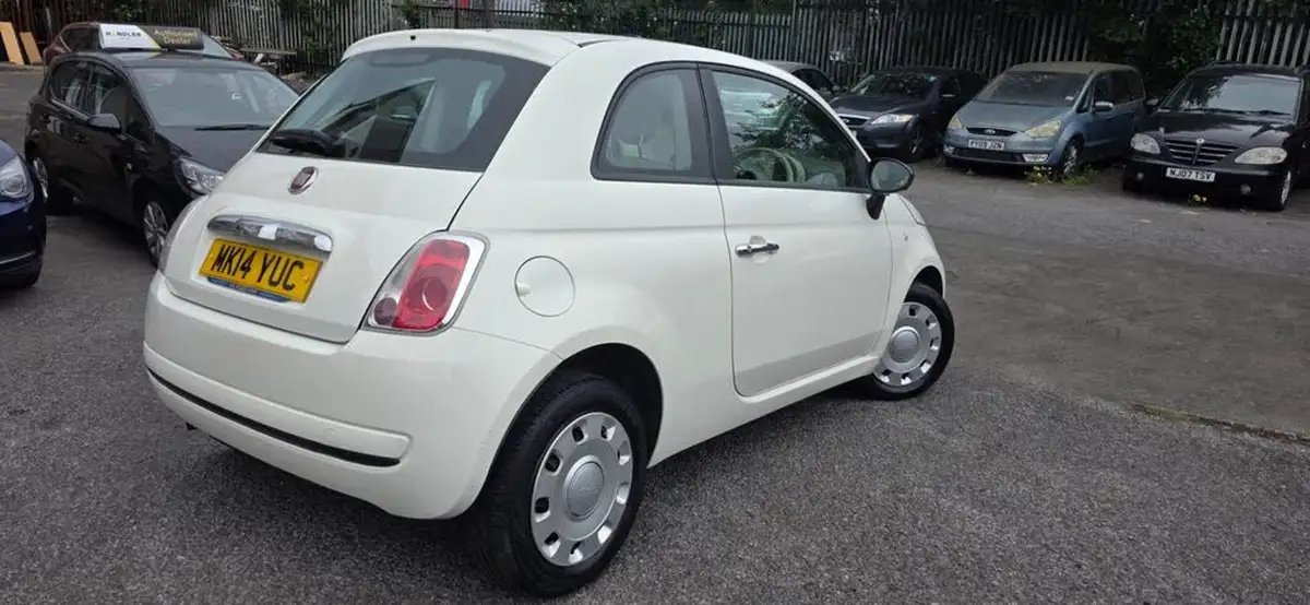 2014-fiat-500-12-pop-big-6