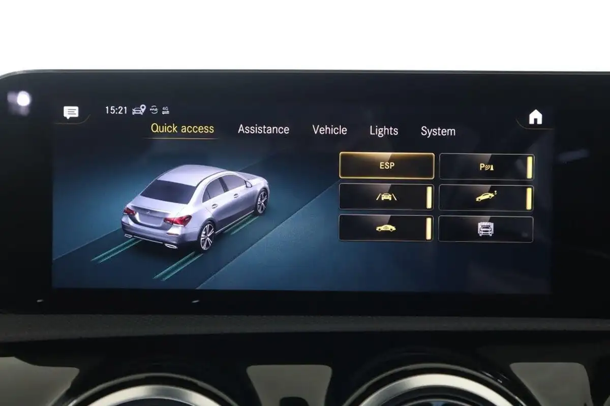 2022-mercedes-benz-a-class-20-a250-amg-line-executive-edition-saloon-4d-big-44