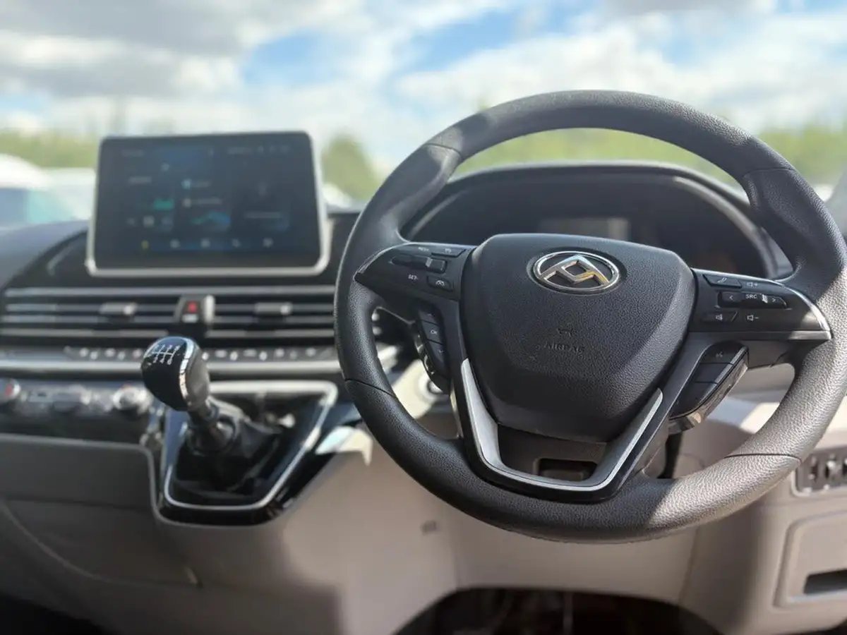 2024-maxus-deliver-9-20tdi-l3h2-lh-lux-big-24