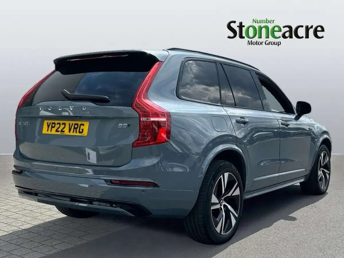 2022-volvo-xc90-20td-b5-r-design-big-1