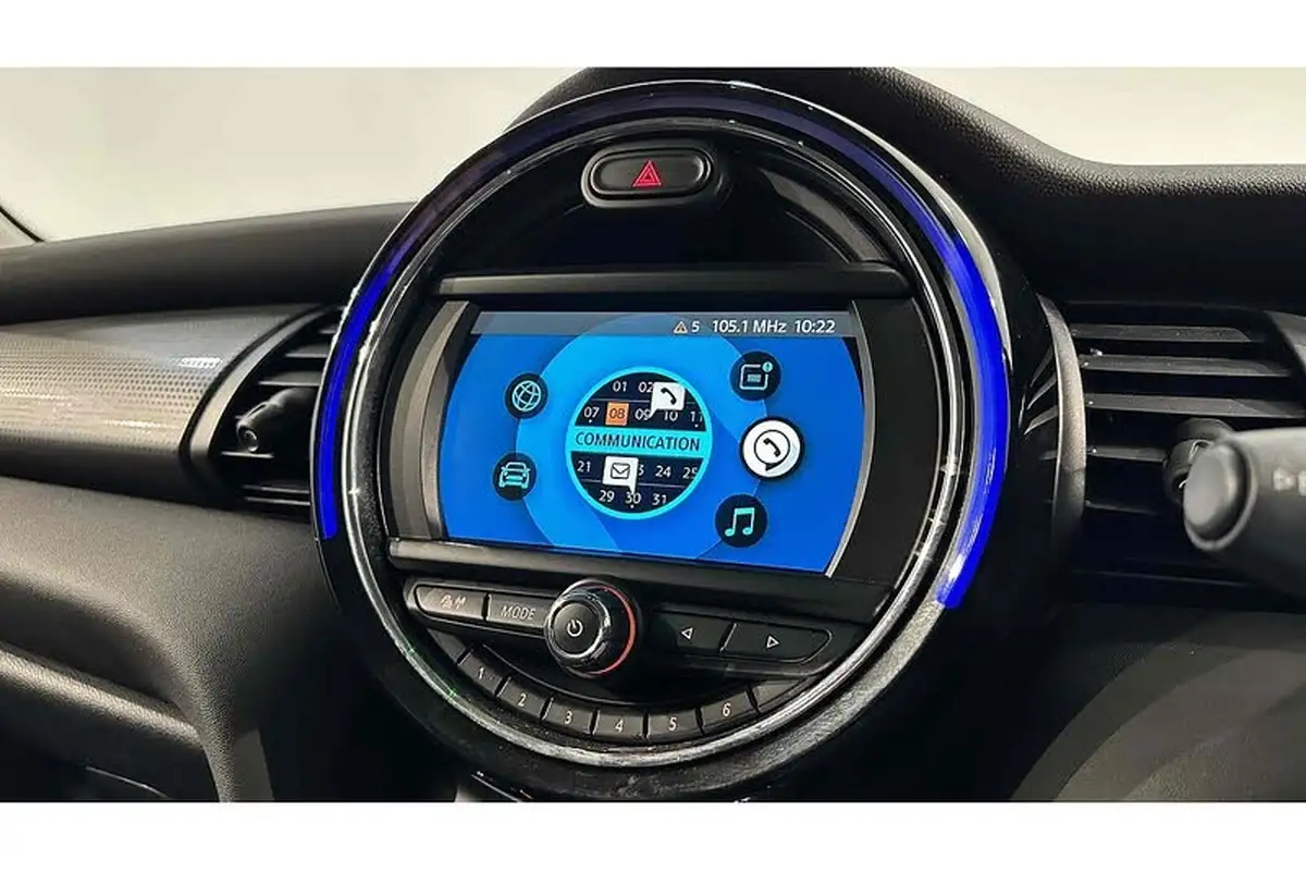2019-mini-cooper-15-cooper-classic-hatchback-3d-big-36