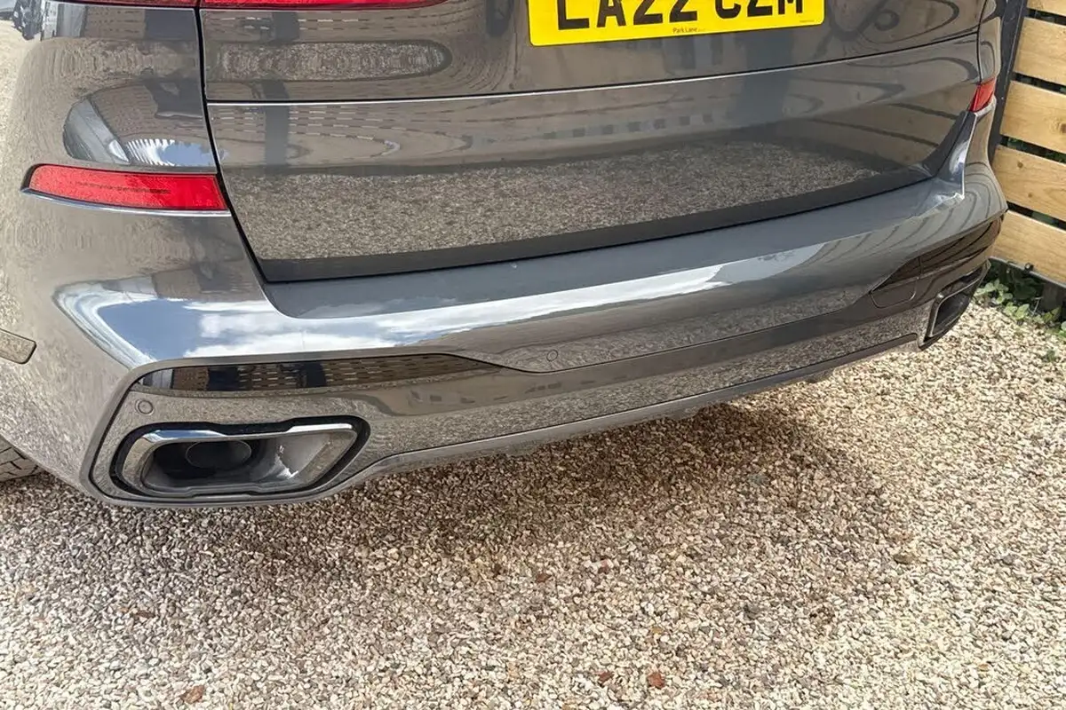 2022-bmw-x7-30td-xdrive-40d-m-sport-big-13