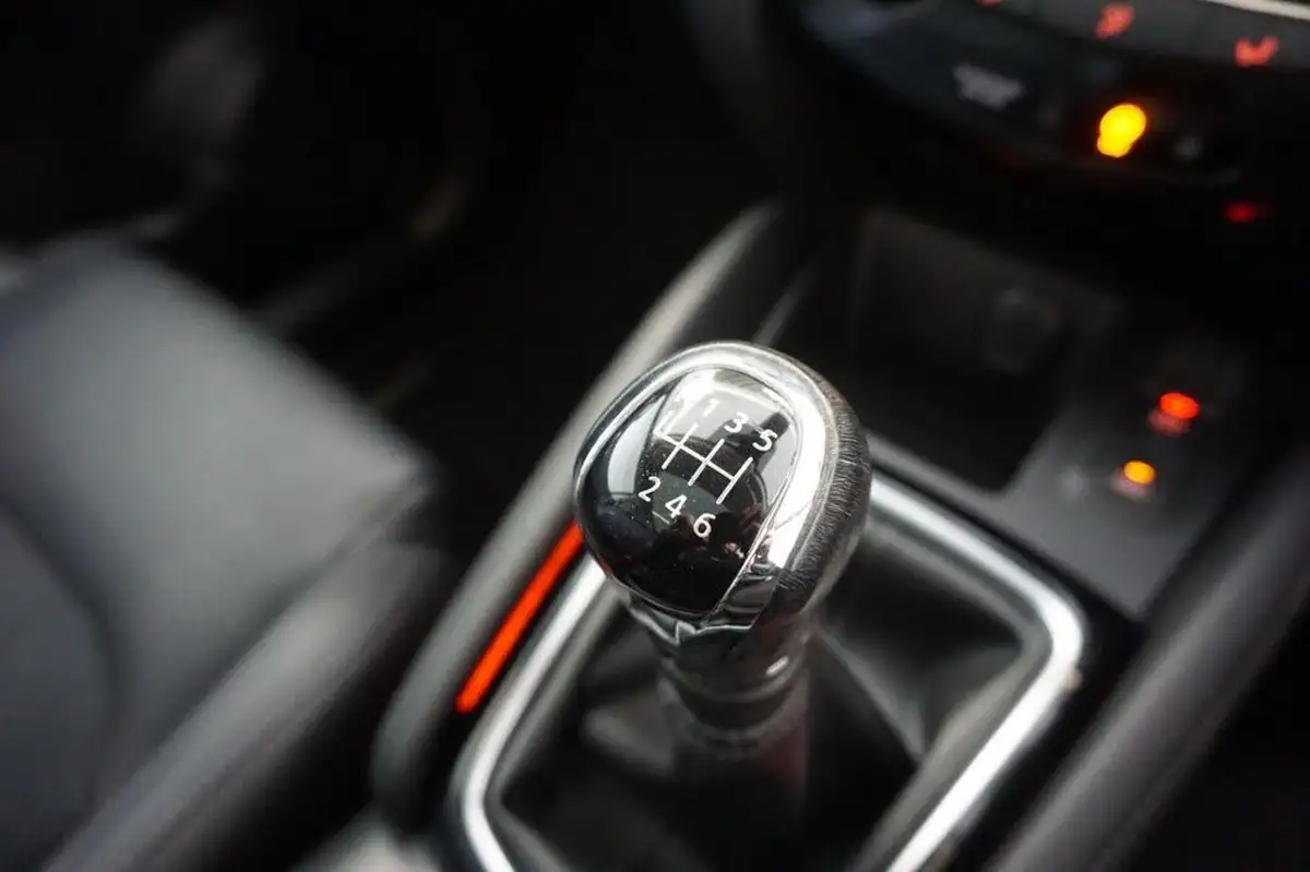 2019-nissan-qashqai-13-dig-t-tekna-140ps-big-33