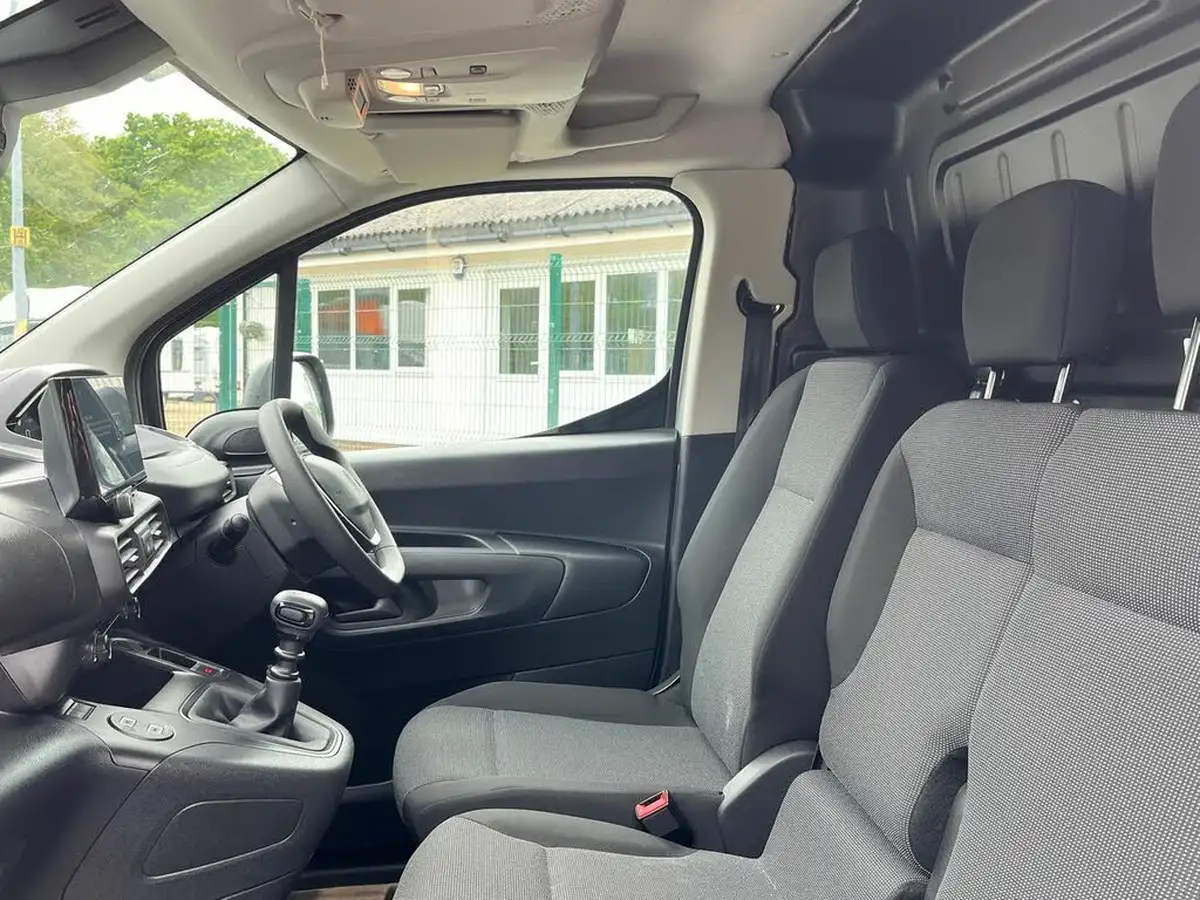 2024-peugeot-partner-15-bluehdi-professional-100pseu6d-big-8