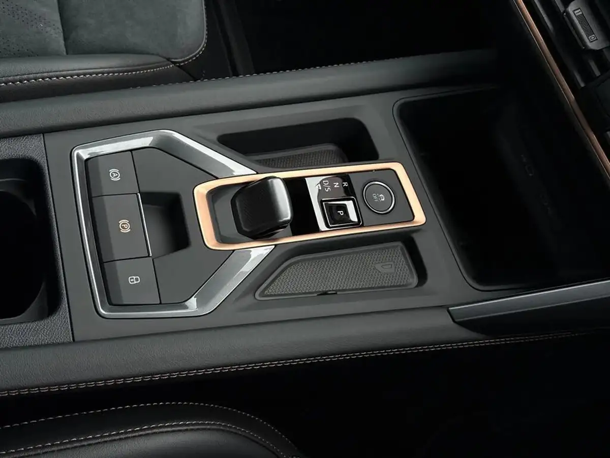 2025-cupra-formentor-15-etsi-v2-big-19